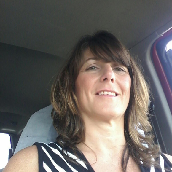 Meet your Posher, Casey - Picture 3 of 3